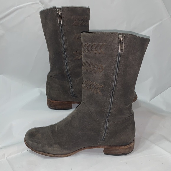 Ugg Gray Caitlin suede Boots With chevrons Size 5 - Picture 7 of 9